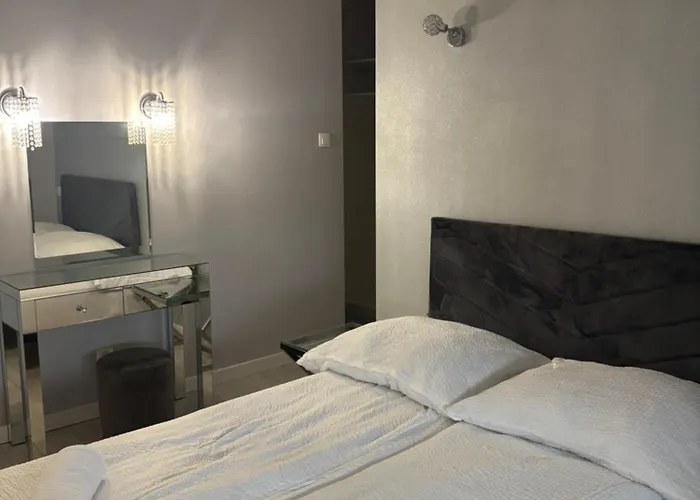 Z Widokiem Na Park * Września